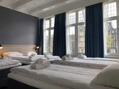 Facade Amsterdam - 44