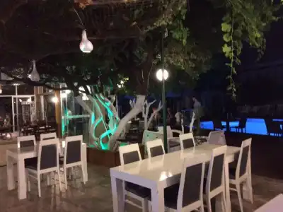 Delfi & Spa - 18
