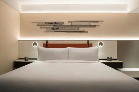 DoubleTree by Hilton Bangkok Ploenchit - 39