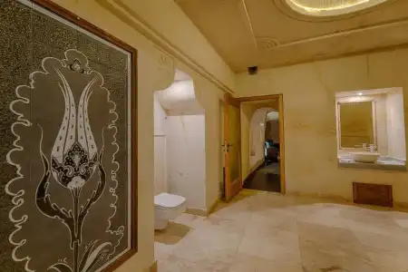 Taru Cave Suites - 1