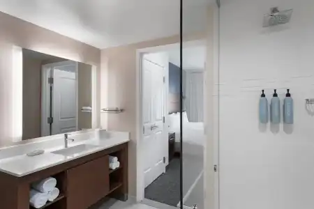 Residence Inn by Marriott Marina del Rey - 39