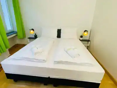 Bestprice Aachen Hauptbahnhof - 11