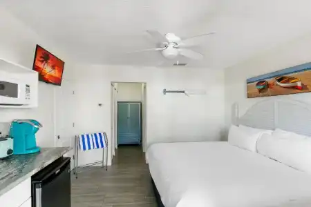 Siesta Key Beachside Villas - 56