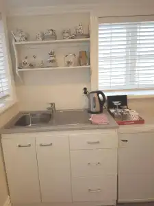Ponsonby Manor - 17
