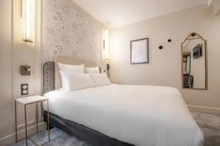ELSA, Hôtel Paris - 4