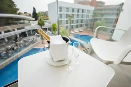 Morlans Suites - 16
