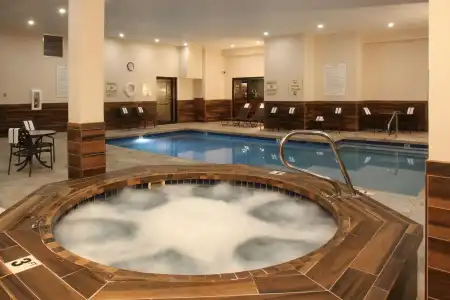 Quality Inn Oakwood - 16