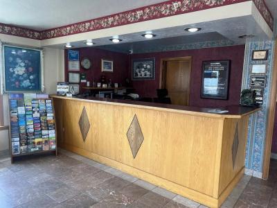 Red Carpet Inn Medford - 27
