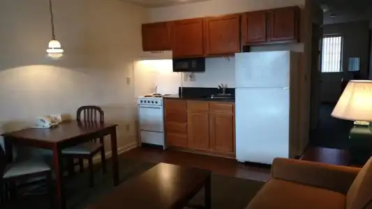 Affordable Suites Charlottesville - 10