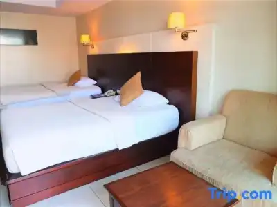 August Suites - 49