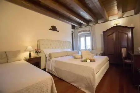 Castello Castriota Scanderbeg Suites De Charme - 11