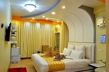 Royal Penguin Boutique & Spa - 58