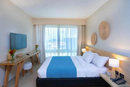Redcon Suites - 110