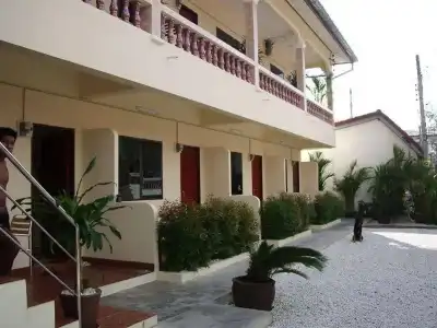 Patong Peace Hostel - 0