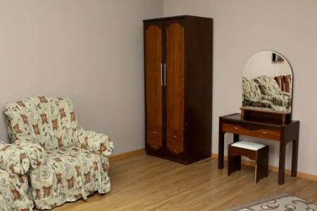 Golden Apricot - 4