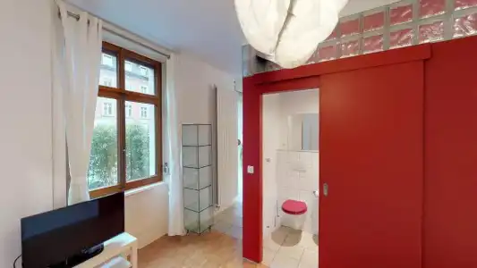 Unique Serviced Living at Airport Line - 61