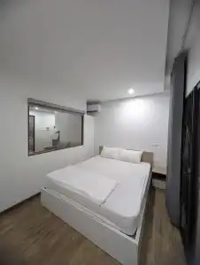 Era Apartment Lac Long Quan - 30