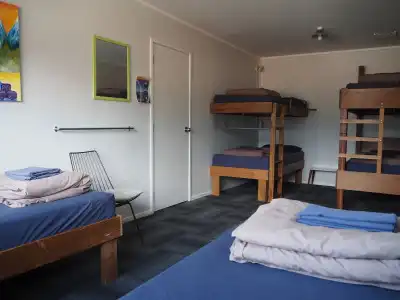 Tasman Bay Backpackers - 14