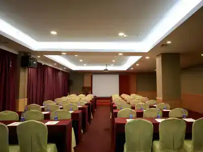 Vienna Dongguan Tangxia Binfen Plaza - 9