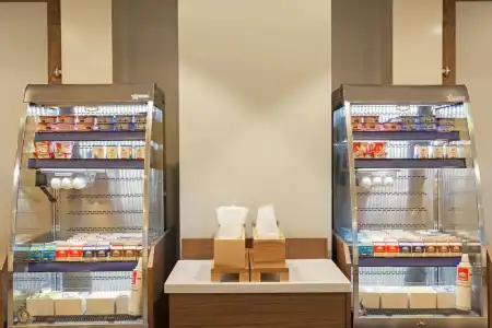 Holiday Inn Express & Suites Panama City Beach - Beachfront by IHG - 11
