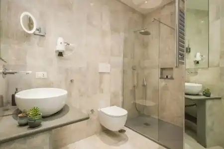 The Roman Empire Guesthouse - 125