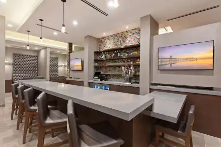 SpringHill Suites by Marriott Huntington Beach Orange County - 12