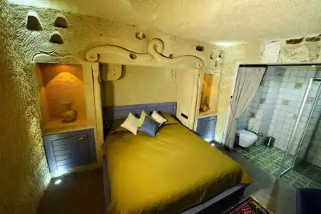 Sunak Cave - 108