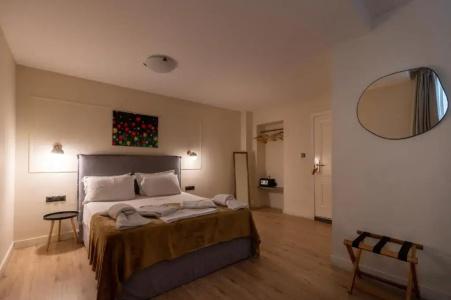 Plaka Arch Suites - 23