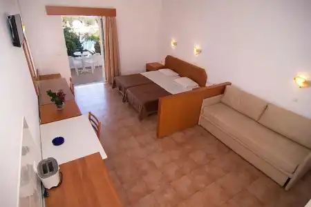 Lambis Studios & Apartments - 65