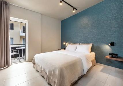 Hotel - 124