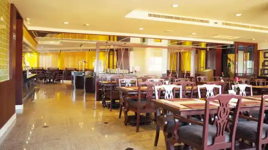 City Beach Resort - 27
