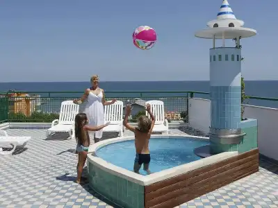 BiondiHotels Cesenatico - 9