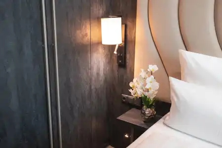PLAZA Premium - 35