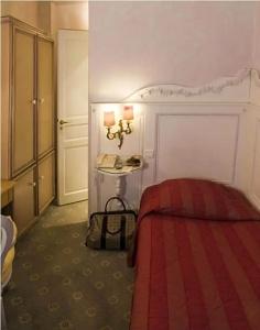 Hôtel Gavarni - 24