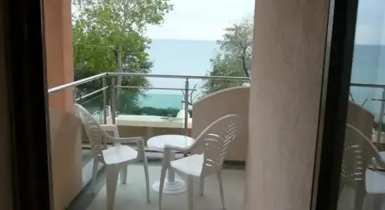 Capri - 10