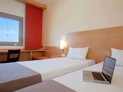 ibis Bursa - 53