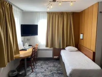 Ostal Pau Université - Sure Collection by Best Western - 55