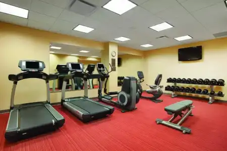 Hyatt Place Des Moines/Downtown - 12