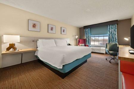 Hilton Garden Inn - 30