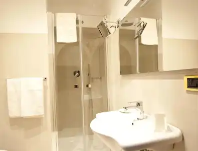 Guesthouse Borromeo Roma - 42