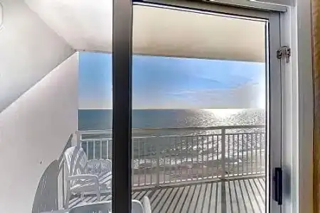 Carolinian Beach Resort by Vacasa - 367