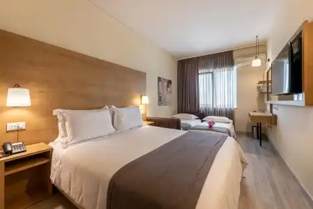 Polis Grand - 2