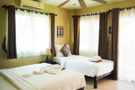 Lanta Castaway Beach Resort - 54