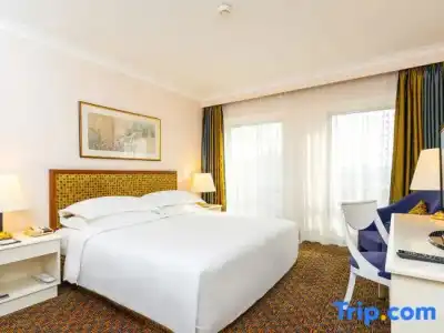 Grand Skylight Royal - 89
