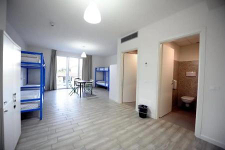 Meet Gardalake Hostel - 83