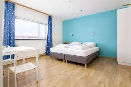 Start Hostel - 71