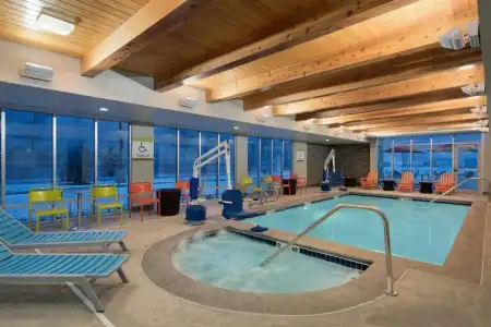 Home2 Suites by Hilton Anchorage/Midtown - 15