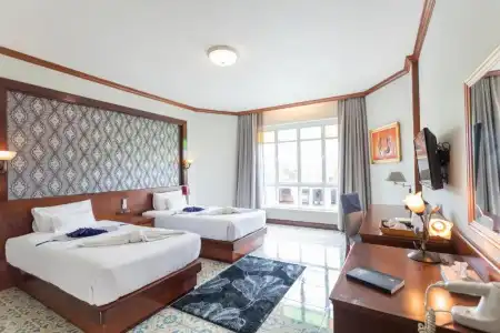 Erawan Phangnga, Natai Beach - 211