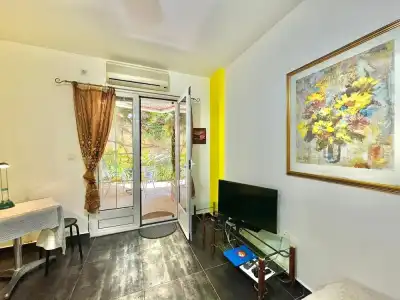 Sun Rose Apartments - 32