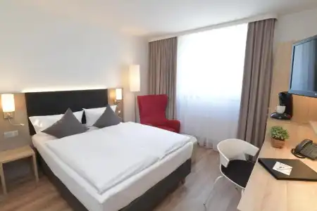 Best Western Queens Pforzheim-Niefern - 70